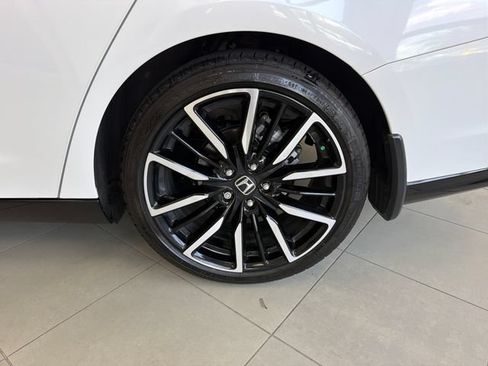 Used 2025 Honda Accord Touring image 29
