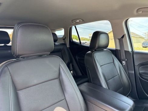 Used 2022 GMC Terrain SLT w/ Tech Package AWD/4WD image 25