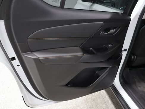 Used 2020 Chevrolet Traverse LS AWD/4WD image 19