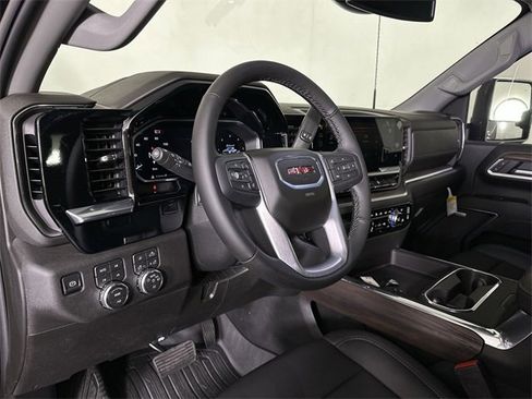 New 2026 GMC Sierra 2500 SLT w/ SLT Premium Package image 10