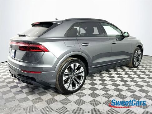 Used 2025 Audi Q8 Prestige image 7