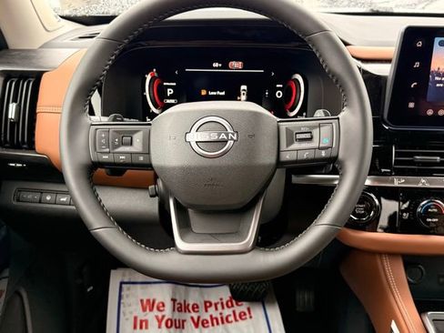 New 2026 Nissan Pathfinder Platinum AWD/4WD image 24
