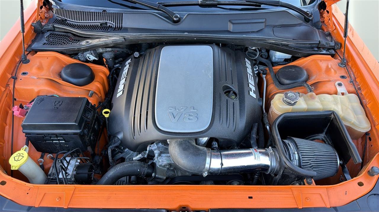 Used 2012 Dodge Challenger R/T RWD image 30