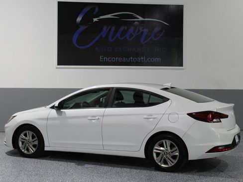 Used 2019 Hyundai Elantra SEL w/ Cargo Package FWD image 5
