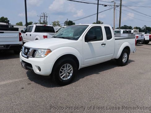 Used 2016 Nissan Frontier SV RWD image 45