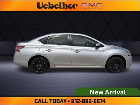 Used 2015 Nissan Sentra SV image 3