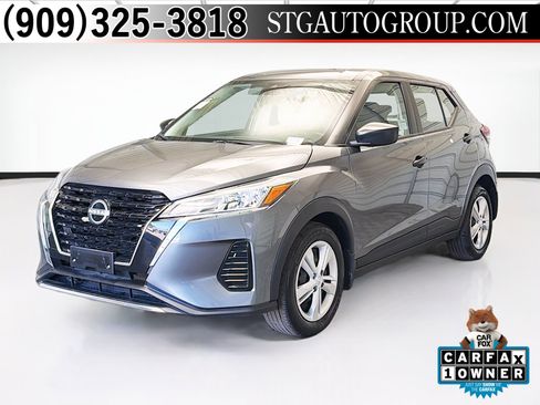 Used 2024 Nissan Kicks S image 1