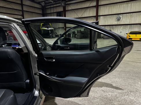 Used 2014 Lexus IS 250 image 20