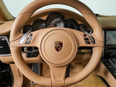 Used 2016 Porsche Panamera 4S AWD/4WD image 9