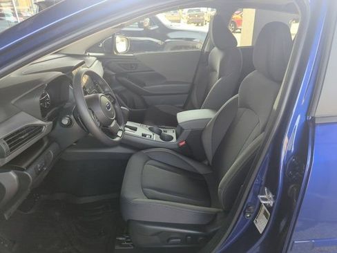 Used 2025 Subaru Crosstrek 2.0i Premium image 13