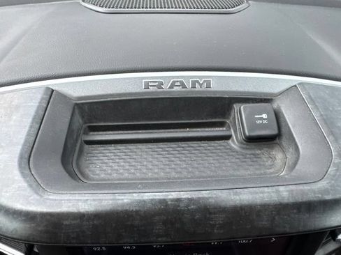 Used 2019 RAM 1500 Big Horn AWD/4WD image 39
