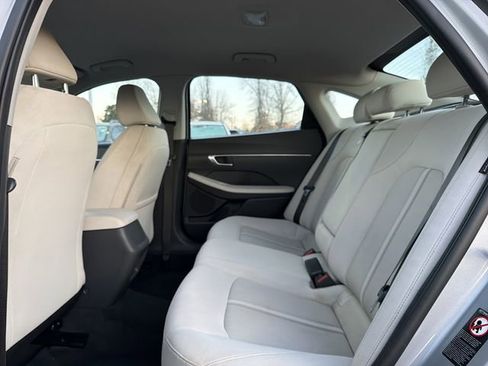 Used 2023 Hyundai Sonata SEL image 11