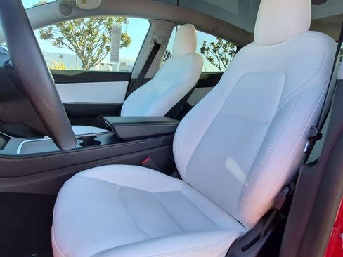 Used 2021 Tesla Model Y Long Range AWD/4WD image 20