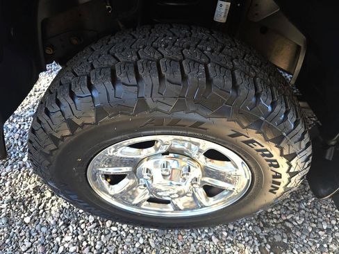 Used 2015 RAM 2500 Tradesman w/ Chrome Appearance Group image 40