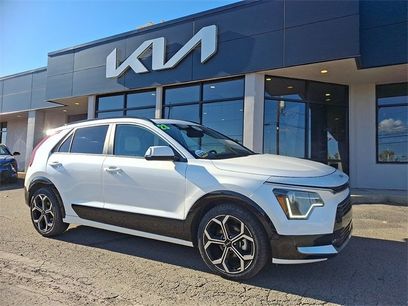 Certified 2023 Kia Niro EX Touring