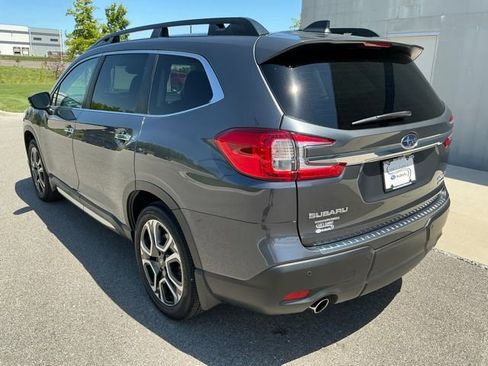 Used 2025 Subaru Ascent Touring w/ Popular Package #1 AWD/4WD image 2
