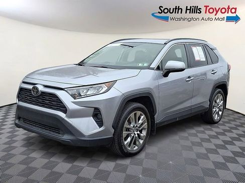 Certified 2020 Toyota RAV4 XLE Premium AWD/4WD image 3