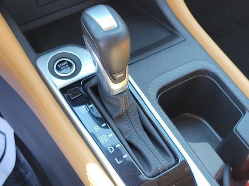 Used 2023 Nissan Sentra SV w/ SV Premium Package FWD image 30