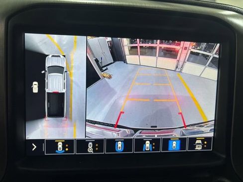 Used 2021 GMC Sierra 3500 Denali w/ Denali Ultimate Package AWD/4WD image 22