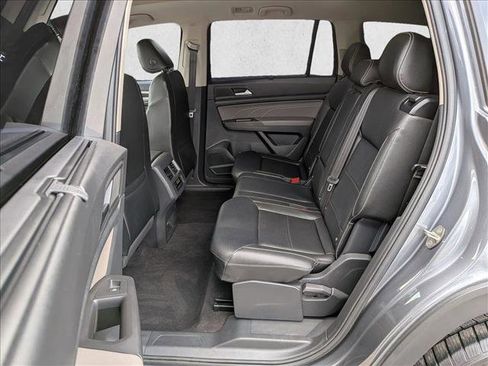 Used 2022 Volkswagen Atlas SE w/ Panoramic Sunroof Package FWD image 20
