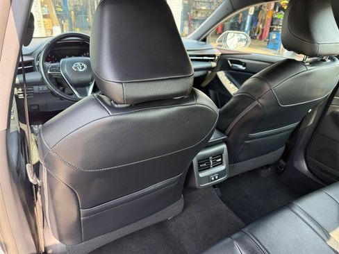 Used 2019 Toyota Avalon XLE w/ Moonroof Package FWD image 38