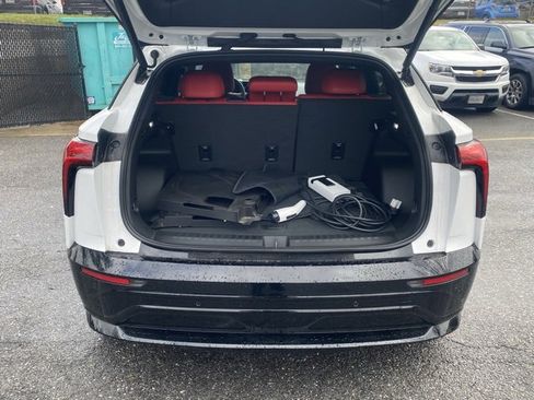 Used 2024 Chevrolet Blazer EV RS image 7