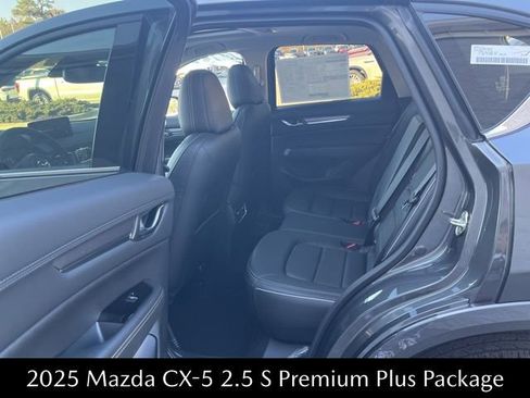 New 2025 MAZDA CX-5 AWD 2.5 S w/ Premium Plus Pkg image 23