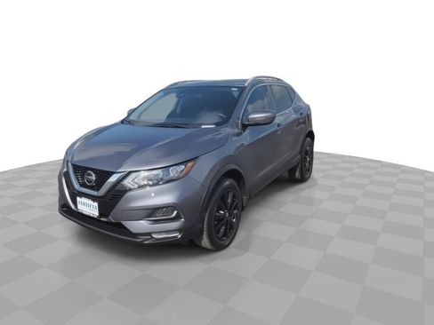 Used 2022 Nissan Rogue Sport SV FWD image 3