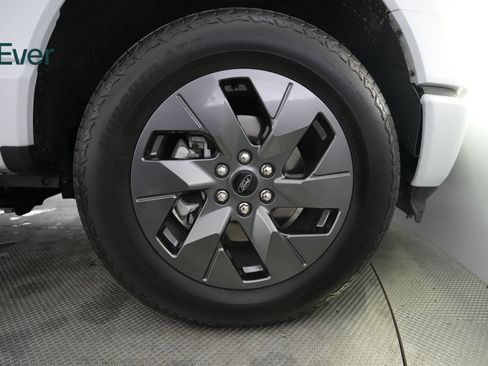 Used 2025 Ford F150 Lightning Flash AWD/4WD image 14