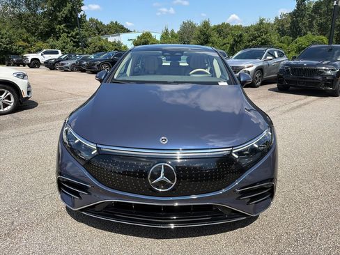 Used 2023 Mercedes-Benz EQS 450+ Sedan image 2