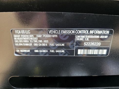 Used 2023 Jeep Renegade Latitude image 27