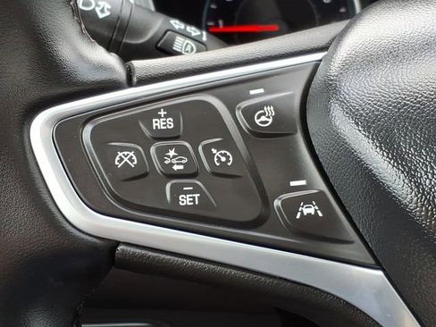 Used 2023 Chevrolet Equinox Premier AWD/4WD image 26