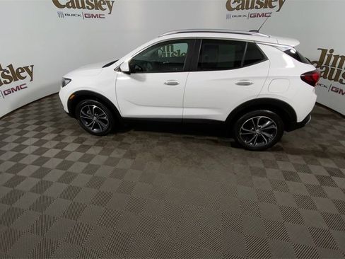 Used 2023 Buick Encore GX Select image 5