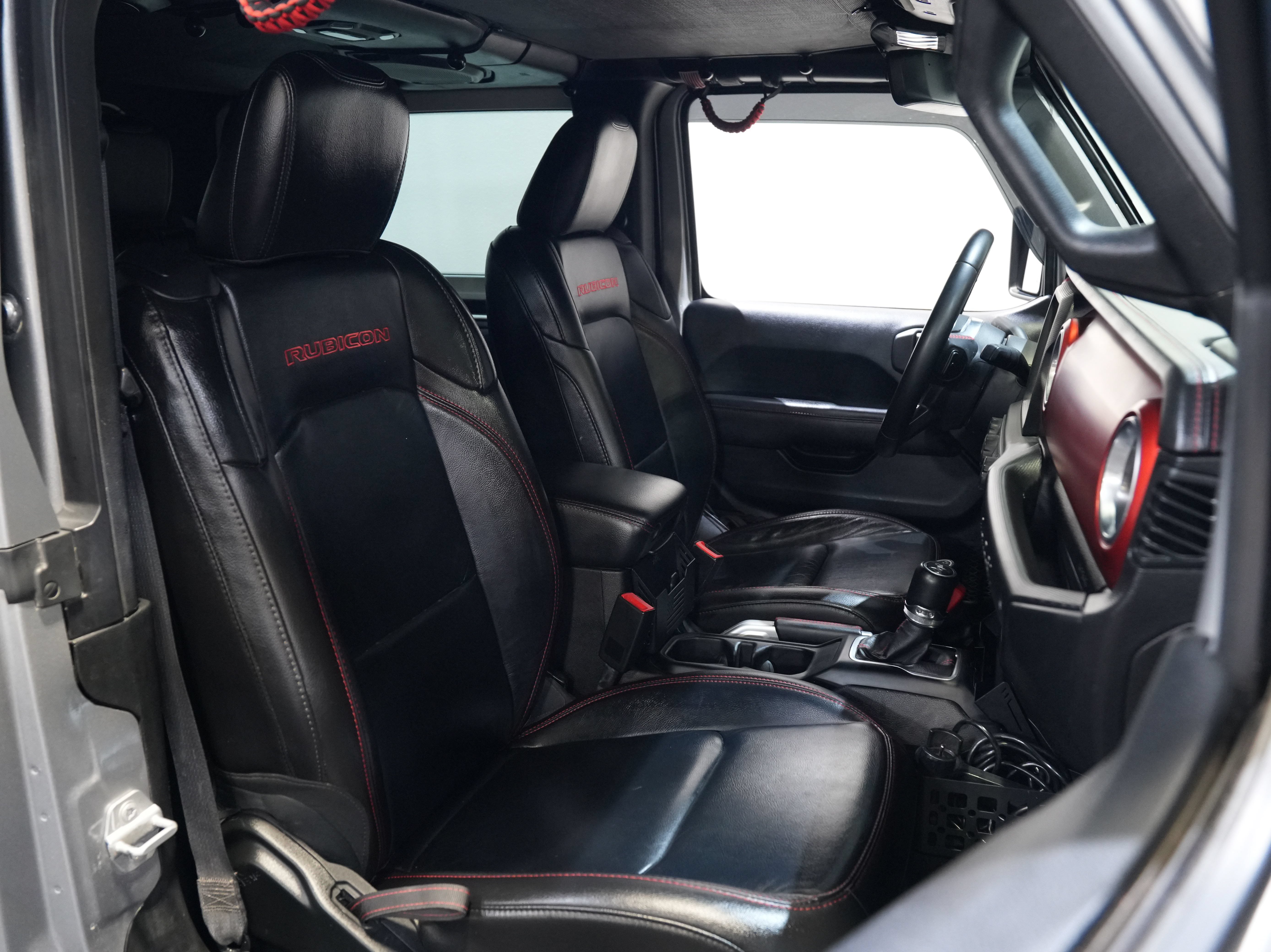 Used 2018 Jeep Wrangler Rubicon AWD/4WD image 32