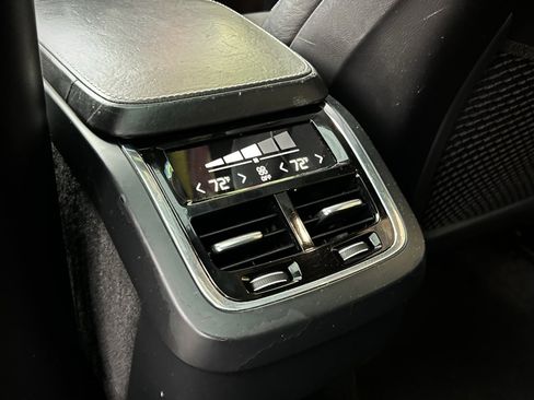 Used 2016 Volvo XC90 T6 R-Design w/ Protection Package Plus image 20