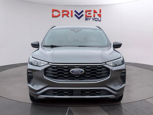 Used 2024 Ford Escape ST-Line AWD/4WD image 8