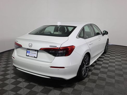 Used 2023 Honda Civic Touring image 5