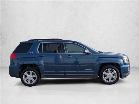 Used 2017 GMC Terrain SLE w/ Driver Alert Package I image 5