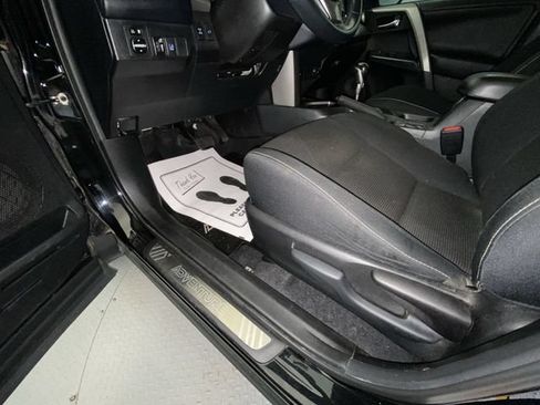 Used 2018 Toyota RAV4 Adventure AWD/4WD image 12