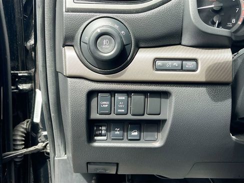 Used 2024 Nissan Titan PRO-4X w/ Off Road Protection Package AWD/4WD image 10