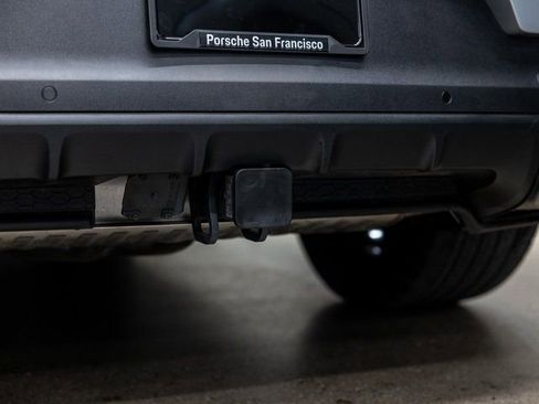 Certified 2025 Porsche Cayenne AWD/4WD image 22