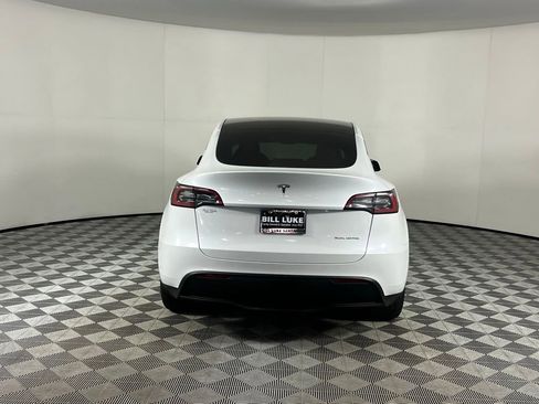 Used 2023 Tesla Model Y Long Range image 15