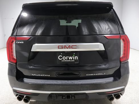 Used 2024 GMC Yukon XL Denali w/ Denali Reserve Package AWD/4WD image 3