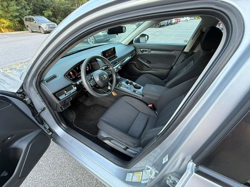 Used 2022 Honda Civic LX image 8