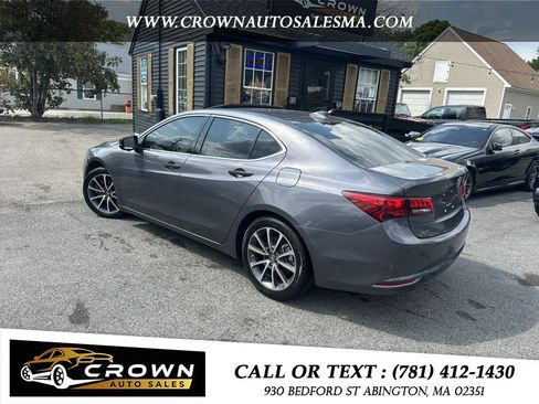 Used 2017 Acura TLX w/ Technology Package FWD image 7