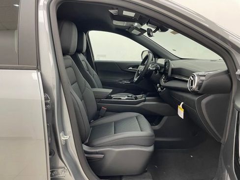 New 2026 Chevrolet Equinox LT w/ Convenience Package II AWD/4WD image 14