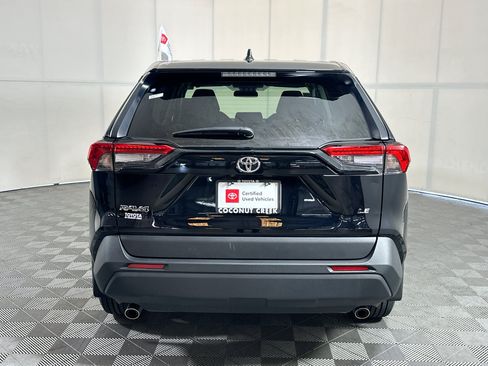 Certified 2025 Toyota RAV4 LE FWD image 4