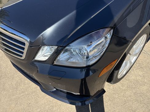 Used 2011 Mercedes-Benz E 350 BlueTEC Sedan image 6