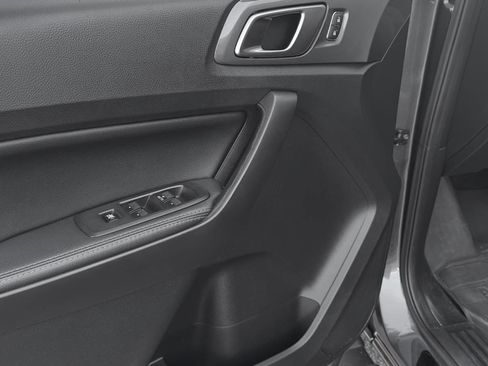 Certified 2020 Ford Ranger Lariat w/ Equipment Group 501A Mid image 16