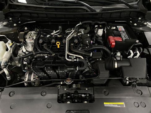 Certified 2025 Nissan Altima 2.5 SV FWD image 39